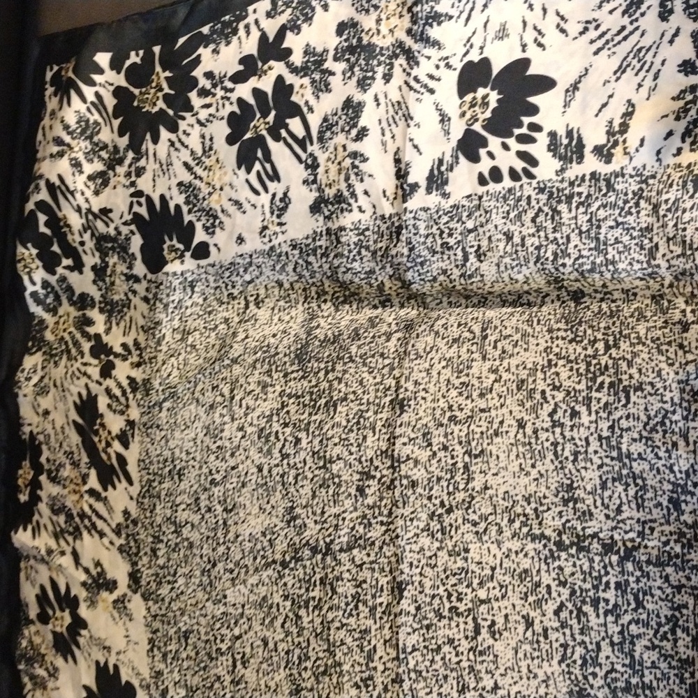 Vintage Scarf - Picture 3 of 5